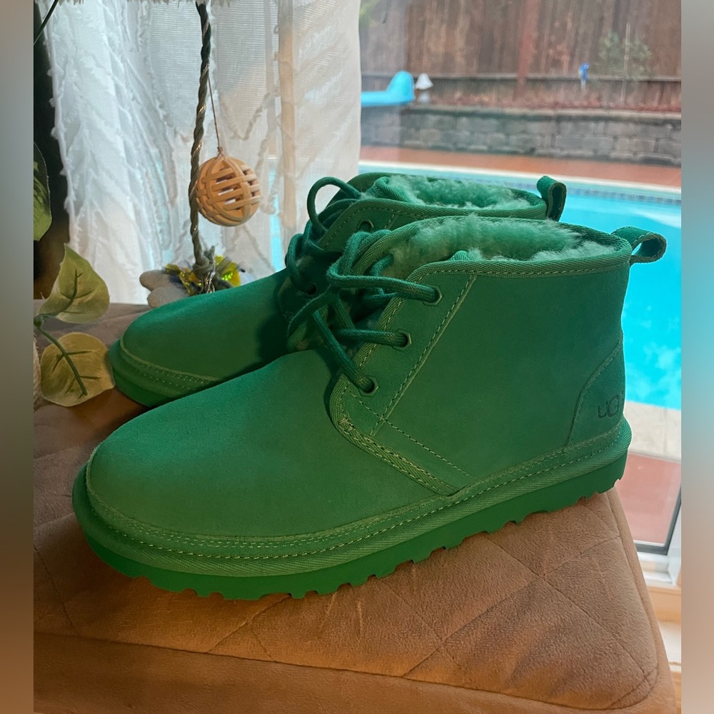 NEUMEL UGG Classic Emerald green Chukka boots